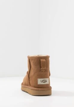Ugg Classic Mini Ii Unisex - Classic Ankle Boots - Chestnut -Clothing Category Store 0e3da423e9d14b82bc91c641651afaac