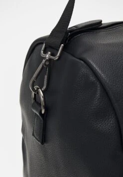 Pier One Unisex - Weekend Bag - Black -Clothing Category Store 18ba7561d82f4d668ee78827ee1c936c