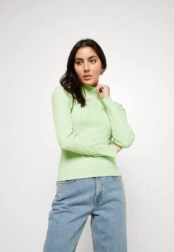 Selected Femme Slfwilma T Neck - Long Sleeved Top - Pistachio Green 11 Selected Femme Slfwilma T Neck - Long Sleeved Top - Pistachio Green -Clothing Category Store 1e65430d68e544c0ba207ec7b83ba8e5