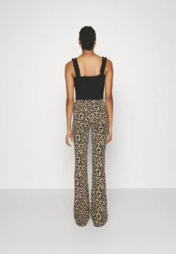 Nmsally Pasa Pant Tall - Trousers - Black 9 Nmsally Pasa Pant Tall - Trousers - Black -Clothing Category Store 203db97e2c114e9f81a2bd60e21c3181