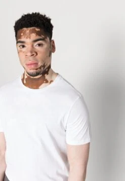 Pier One 10 Pack - Basic T-Shirt - White/Black 13 Pier One 10 Pack - Basic T-Shirt - White/Black -Clothing Category Store 20c7d5f73fe449b7b6c0eb7a99388079