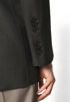 By Malene Birger Essentials Porter - Short Coat - Black -Clothing Category Store 2db4266afcce437797b335a31c59e6e9