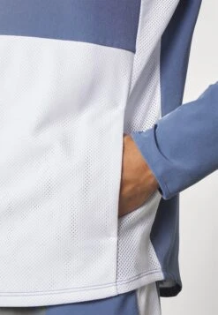 Nike Performance Advantage Jacket Packable - Training Jacket - Diffused Blue/White -Clothing Category Store 337b9c3d2e704303af6ae69d8a590d13