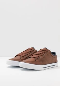 Pier One Trainers - Cognac 11 Pier One Trainers - Cognac -Clothing Category Store 3b00da4a03eb4ec1b97b037135210f8d
