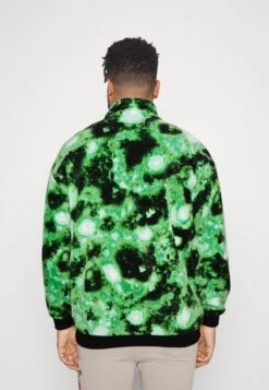 YOURTURN Fleece Jacket - Green 9 YOURTURN Fleece Jacket - Green -Clothing Category Store 4e131978de324c6aaa4a0974d893a370