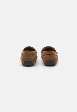 Pier One Slip-Ons - Cognac 10 Pier One Slip-Ons - Cognac -Clothing Category Store 5080b93c8f7a461591a0383cef37ee38