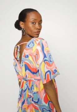 Mamalicious Dress - Day Dress - Papaya Punch -Clothing Category Store 54e8112a6d79494ca0f71c84b02876b7