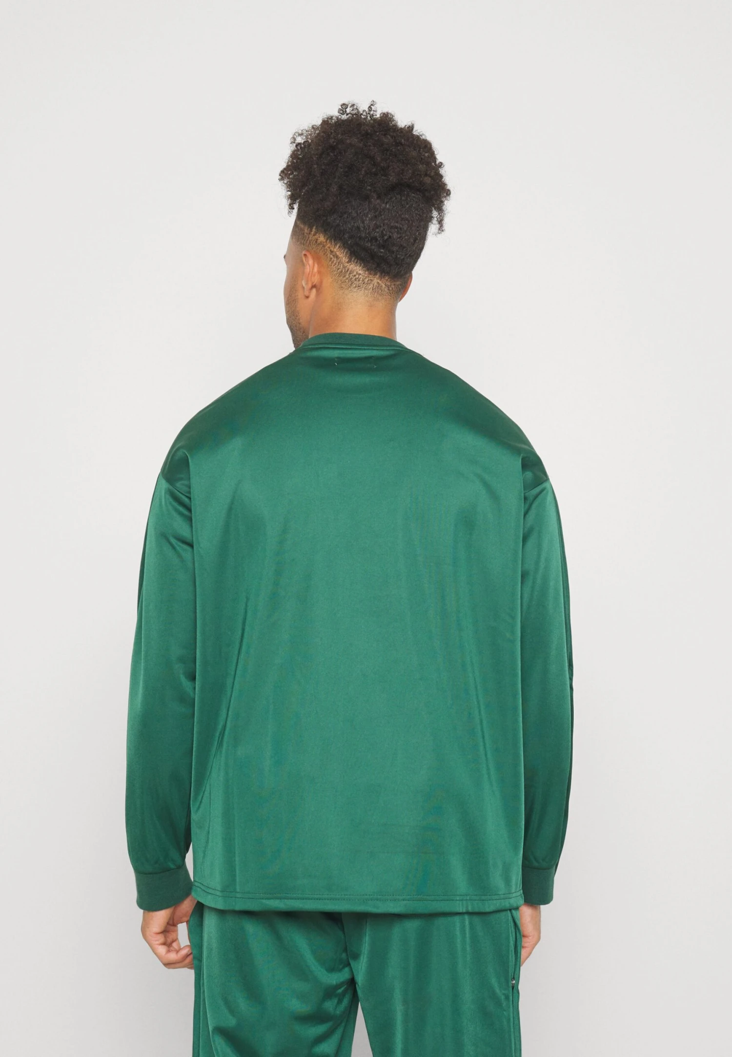 YOURTURN Unisex - Long Sleeved Top - Dark Green 6 YOURTURN Unisex - Long Sleeved Top - Dark Green - Image 4