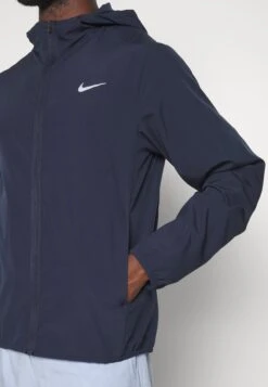 Nike Performance Training Jacket - Obsidian/Reflective Silver -Clothing Category Store 675452f7fb2544cc9d3c0bbda0588390