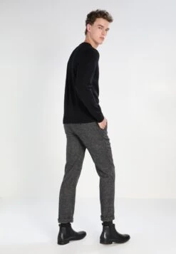 Pier One Jumper - Black -Clothing Category Store 675afff738254777bfb69195257fb8da