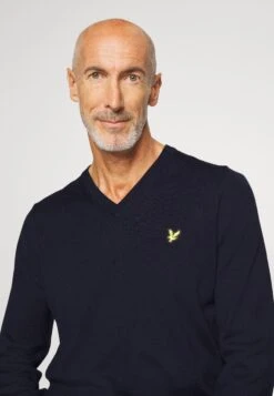 Lyle & Scott Golf V Neck - Jumper - Dark Navy 11 Lyle & Scott Golf V Neck - Jumper - Dark Navy -Clothing Category Store 7421749ba1084dabbbf78df2b519a5d3