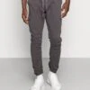 Indicode Jeans Lakeland - Cargo Trousers - Dark Grey -Clothing Category Store 74e2455b997c4ee88ca664c4729f947b