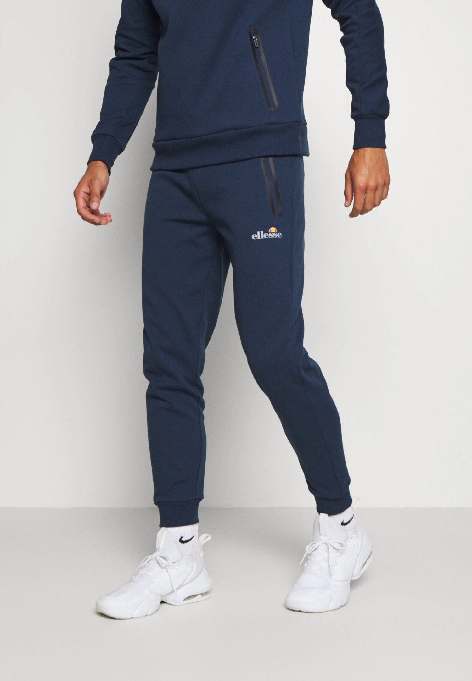 Ellesse Osteria - Tracksuit Bottoms - Navy 3 Ellesse Osteria - Tracksuit Bottoms - Navy