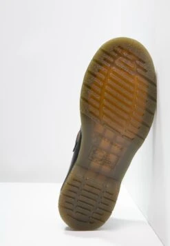 Dr. Martens Polley - Slip-Ons - Black -Clothing Category Store 9302614d774d4bdaaea89a4f0345af54