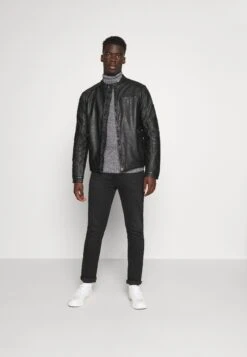 Clothing Category Store -Clothing Category Store 980d461669e946608dd2b414b76c7106