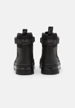 Dr. Martens Combs Tech -8 Eye Boot Unisex - Lace-Up Ankle Boots 10 Dr. Martens Combs Tech -8 Eye Boot Unisex - Lace-Up Ankle Boots -Clothing Category Store 9f9ca25209f74b6fa32eabe4bf53bce4