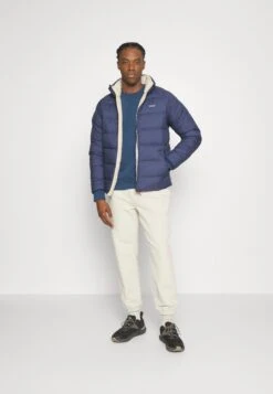 Patagonia Reversible Silent - Down Jacket - New Navy -Clothing Category Store a3ea831c8c2d449f949a5ac0fcf3b831