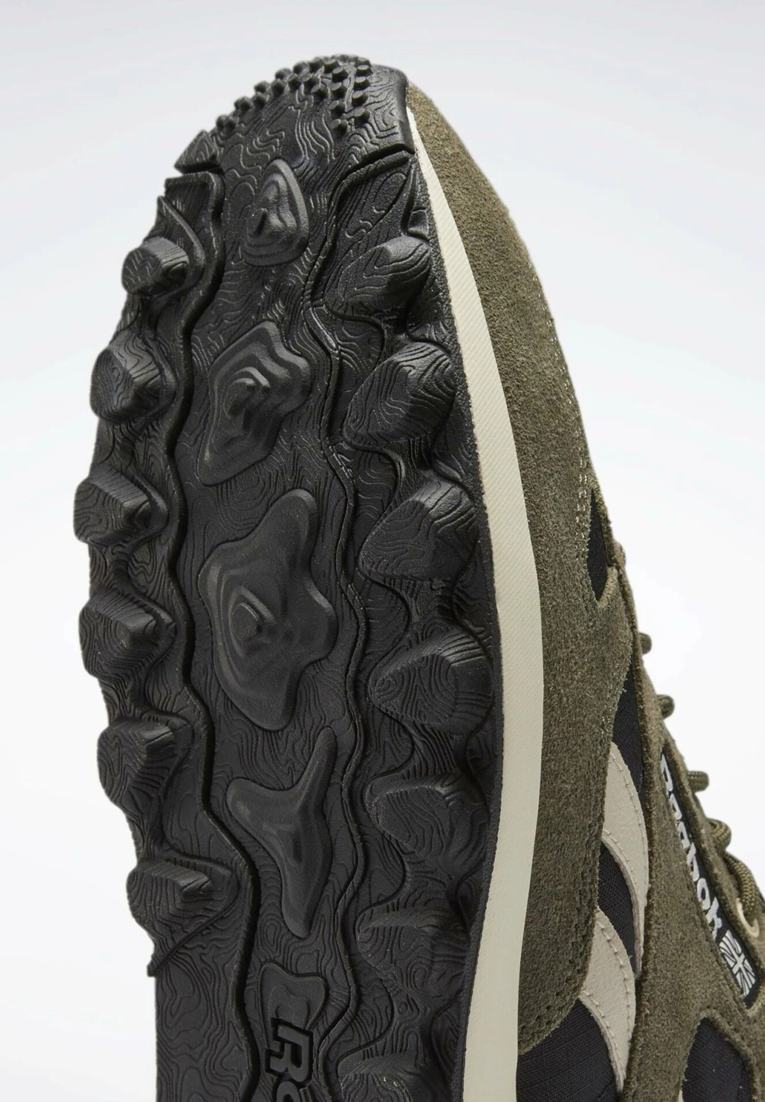 Reebok Classic Classic Leather Unisex - Trainers - Core Black Army Green Stucco 12 Reebok Classic Classic Leather Unisex - Trainers - Core Black Army Green Stucco - Image 10