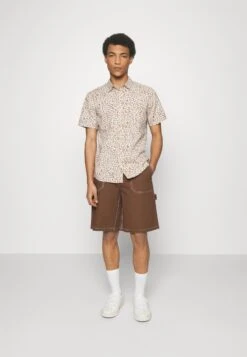 YOURTURN Unisex - Denim Shorts - Brown -Clothing Category Store a651e7b7af5b4f1bba80d470816d007e