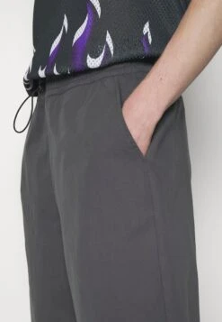 YOURTURN Genderless Parachute - Shorts - Dark Grey -Clothing Category Store ab229e6e99c74a9d898bb39c8fce313e