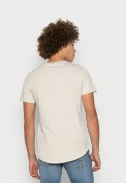 Jack & Jones Jjenoa Ss Crew Neck Noos - Basic T-Shirt - Moonbeam -Clothing Category Store afd11082de2b4b56bb90d16b15e6f1f0
