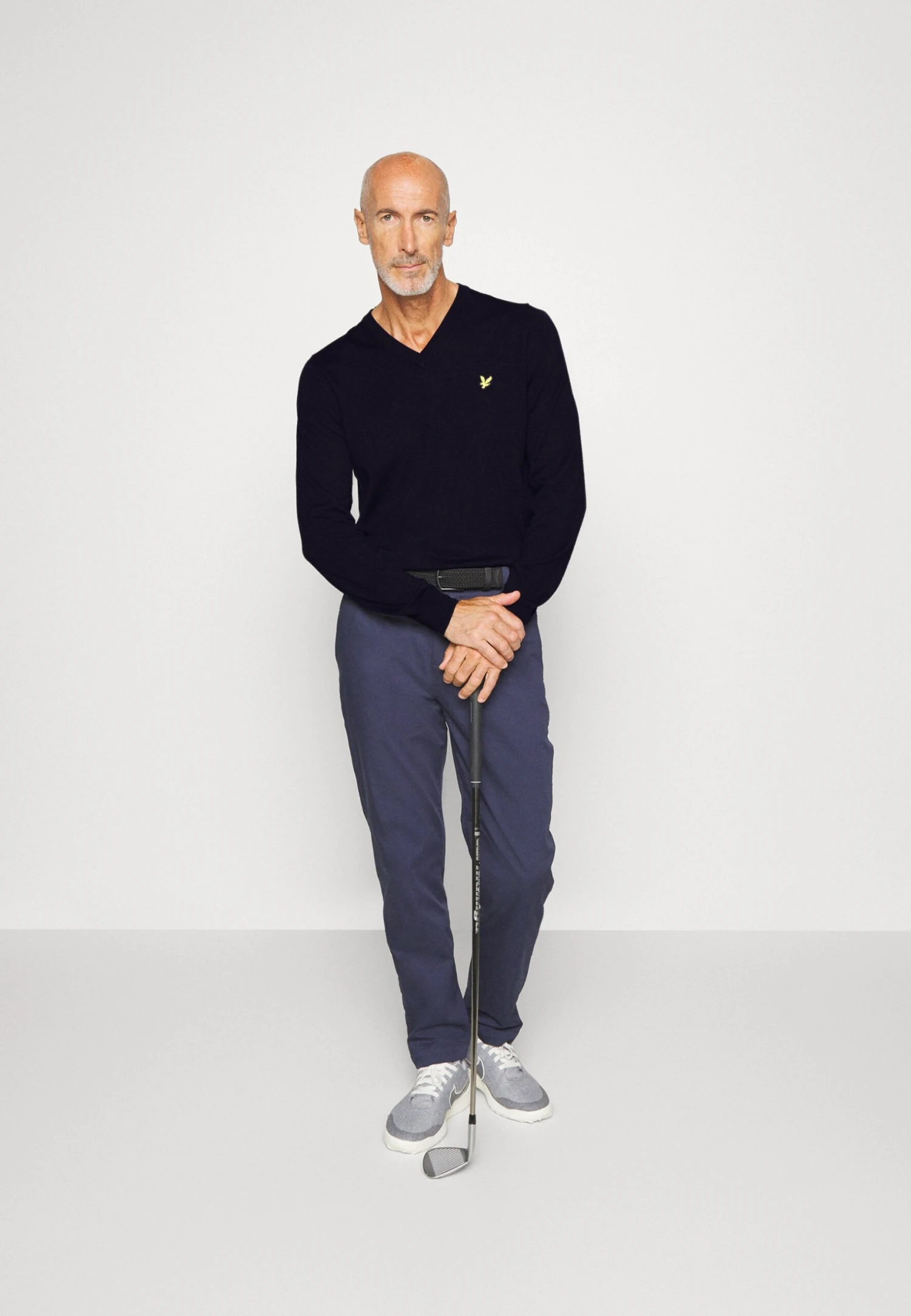 Lyle & Scott Golf V Neck - Jumper - Dark Navy 4 Lyle & Scott Golf V Neck - Jumper - Dark Navy - Image 2