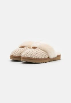 Ugg Cozy - Slippers - Cream -Clothing Category Store b447d3eb2eee4d598de74ea451e5634d