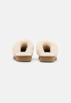 Ugg Cozy - Slippers - Cream -Clothing Category Store b5571a74f6324f21a1659713442b57c9