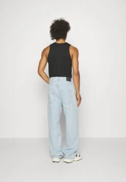 YOURTURN Baggy Jeans Unisex - Relaxed Fit Jeans - Light Blue Denim -Clothing Category Store b5a3a98eb1c846b6896614b68e538ab7