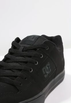 DC SHOES Pure - Trainers - Black 13 DC SHOES Pure - Trainers - Black -Clothing Category Store b60c0b3770f24f45a11c9ef021f73ce5