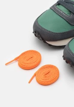 Saucony Dxn Trainer Unisex - Trainers - Green/Orange -Clothing Category Store badde7961e89488bacd6d38edf98e3a5