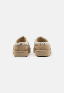 Ugg Tasman - Slippers - Mustard Seed/White -Clothing Category Store c2f87fae95474bc597c678d01fed6684