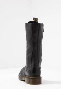 Dr. Martens Virginia - Lace-Up Boots -Clothing Category Store c38753fd93914497a1b56abe64679b79