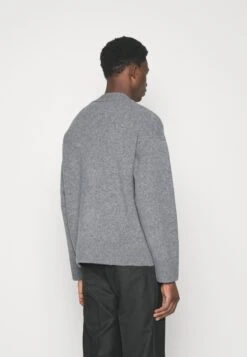 Hugo Sopro - Cardigan - Medium Grey -Clothing Category Store c8e8342763554a29a390e3cc0d4ae647