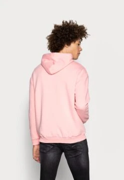 Pier One Hoodie - Pink -Clothing Category Store c973de6e5c194997a8aa326e9368f6ff