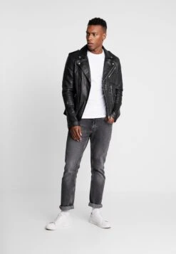 Pier One 3 Pack - Basic T-Shirt - White 8 Pier One 3 Pack - Basic T-Shirt - White -Clothing Category Store ea5a45d6ac054aaf8ad5e779d70e706b