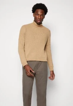 Minimum Pleat- Chinos - Major Brown -Clothing Category Store fe031c75f83844fab8a2423da99f9787